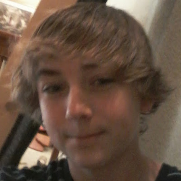 Meet your Posher, David - Picture 1 of 1